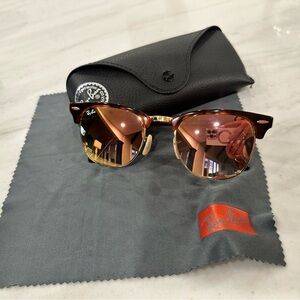 Ray-Ban 3016 Clubmaster. Goldtone/Havana frame with pink mirrored lens.